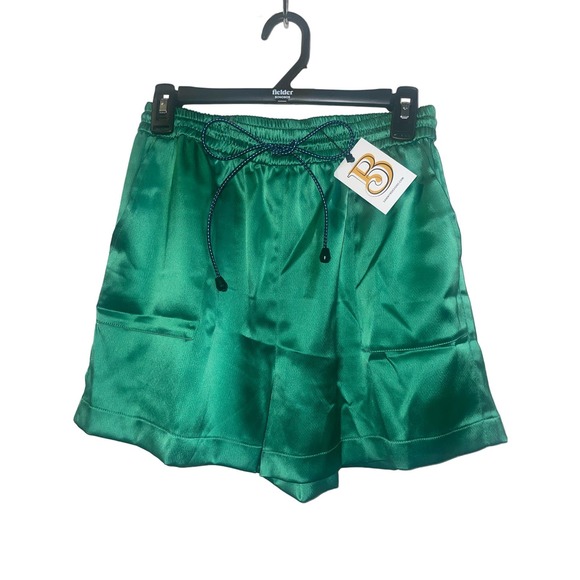 NWT Sammy B Nicole Silky Satin Short M Green Msrp $218 - Picture 3 of 5